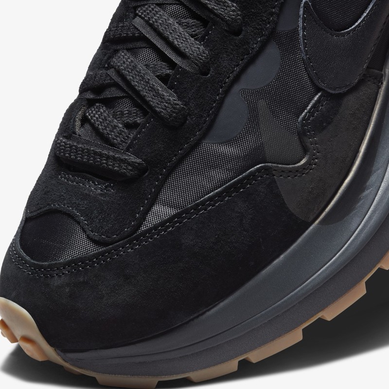 Sacai x Nike VaporWaffle Black Gum | DD1875-001 | Grailify